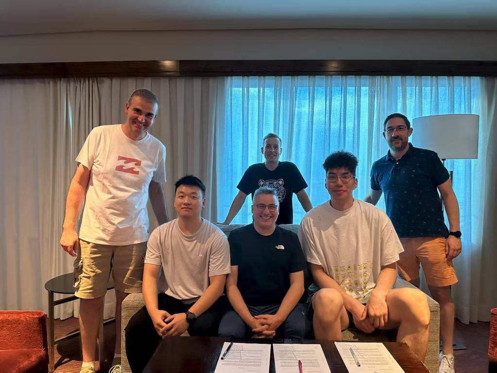 新华社专访余嘉豪：从CBA到西甲 为梦想再出发